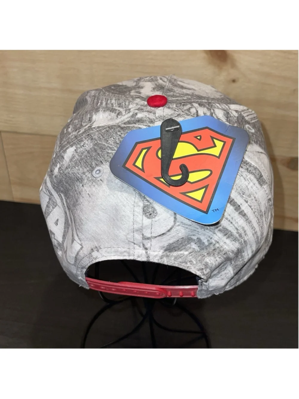 Superman Youth Hat Cap Adjustable Snapback Embordered Superman Patch NWT‎ READ